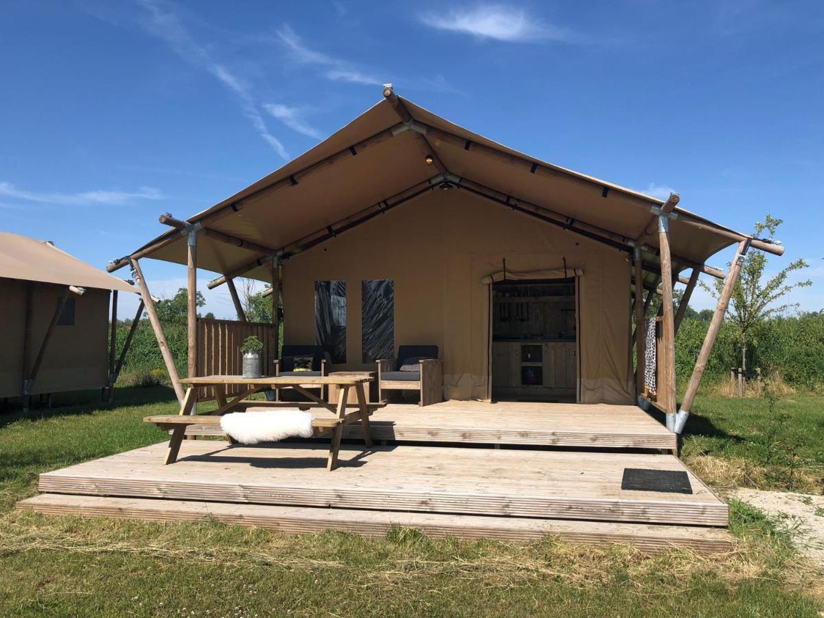 De Hazelaarshof Luxe Glampingtent Bij Natuurgebied De Millingerwaard Kekerdom 외부 사진